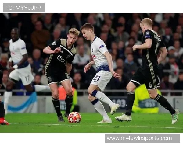 南京足球队重磅反击革新助力欧冠赛场崭露头角